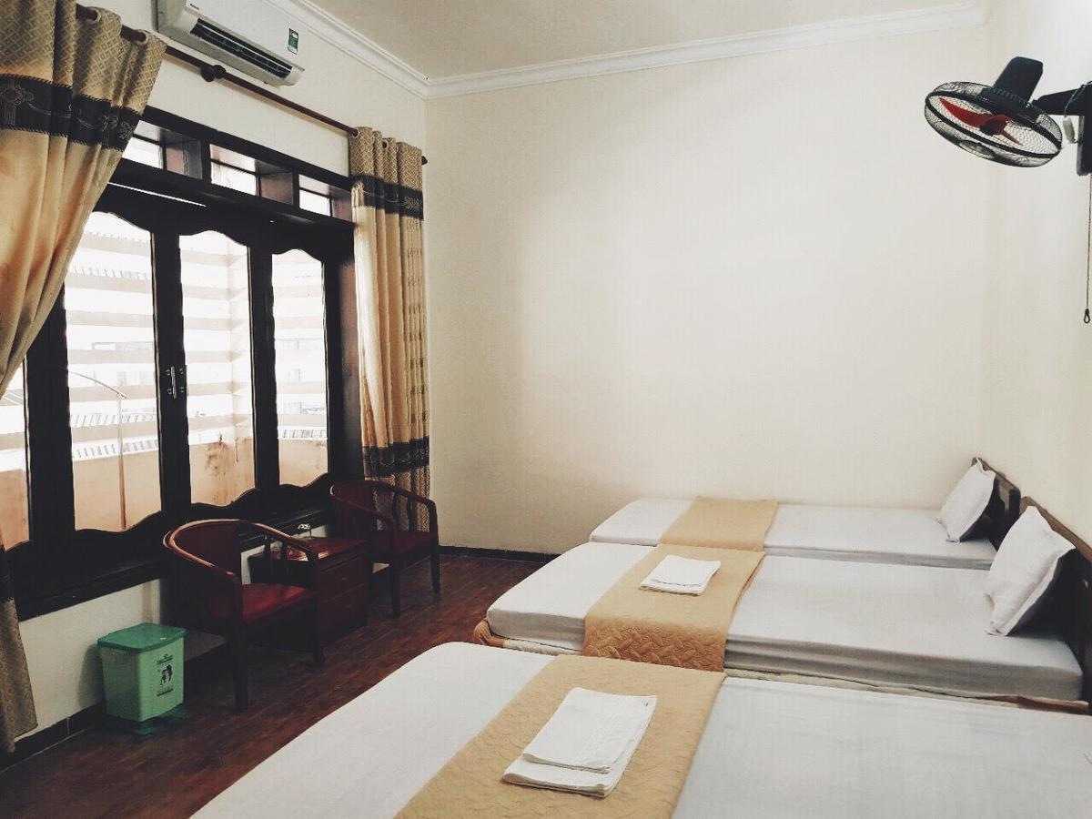 Khach San Ho Guom Hotel Sam Son Exterior photo